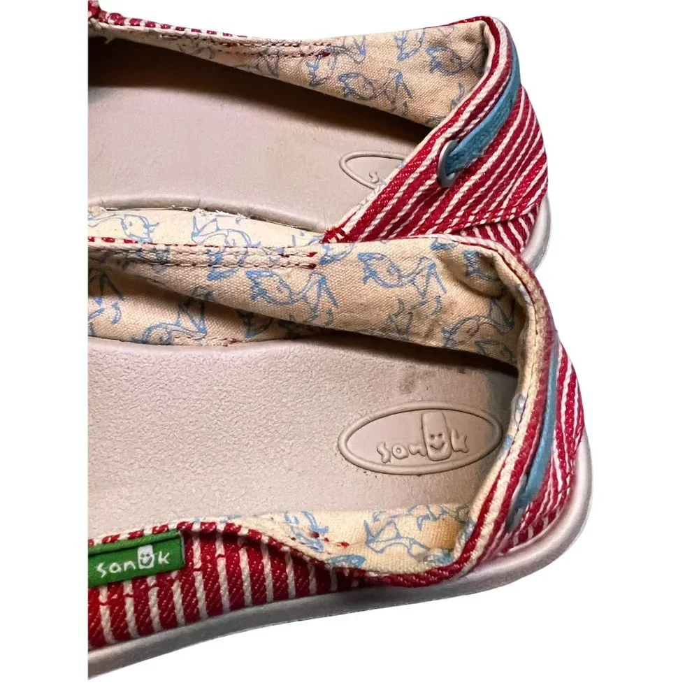Sanuk Red White Striped Castaway Low Top Moccasins Flat Slip On Shoes Girls - Picture 5 of 6